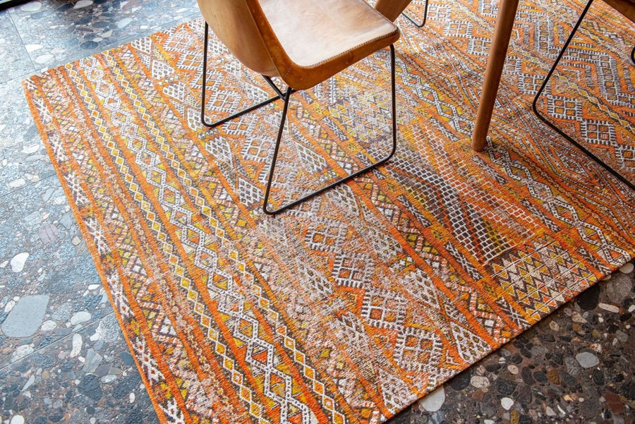 Delve into our collection of traditional orange rugs, featuring rich, warm hues and classic patterns. 