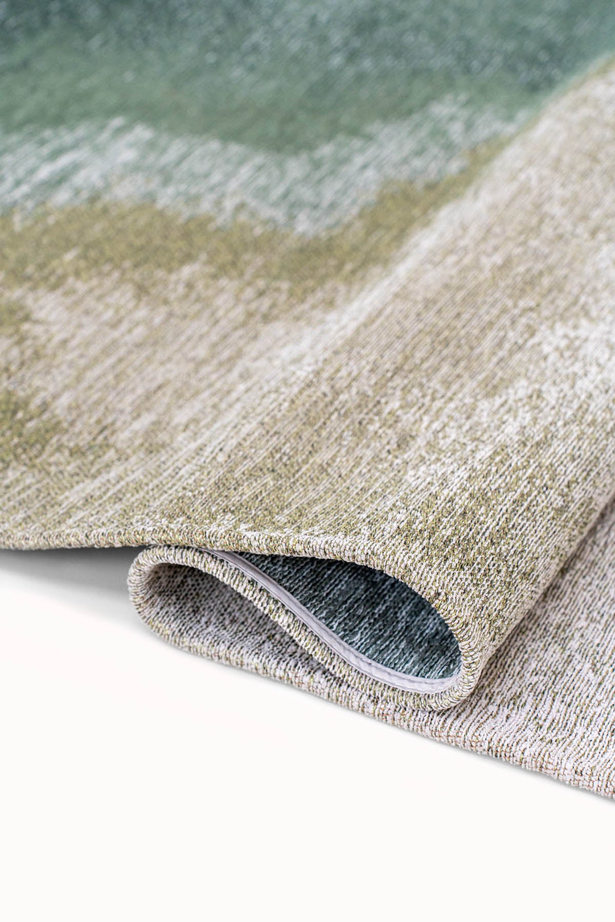 Louis De Poortere Meditation Lagoon 9331 Palm Green Round Rug