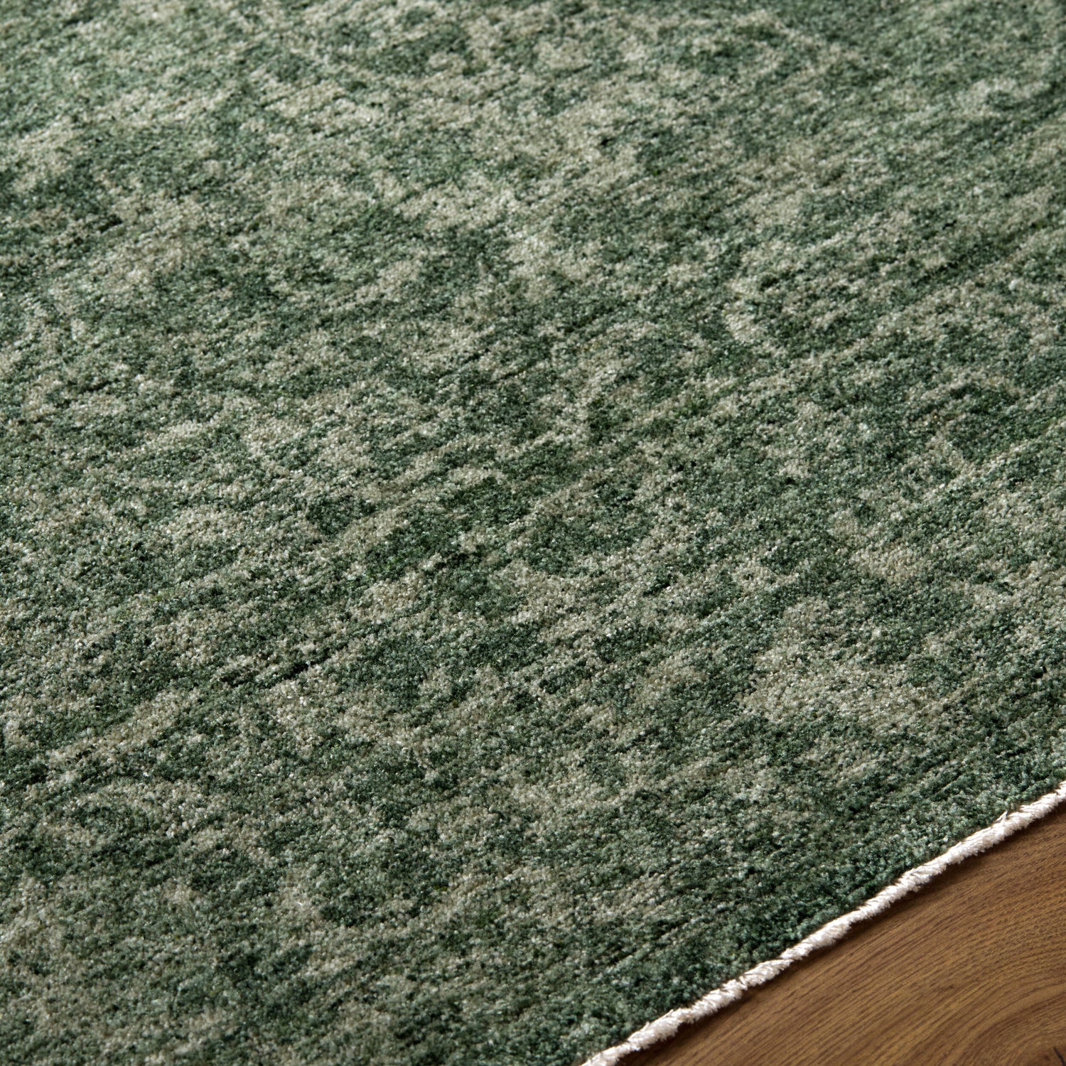 Cyrus CYR2303 Rug - Love-Rugs