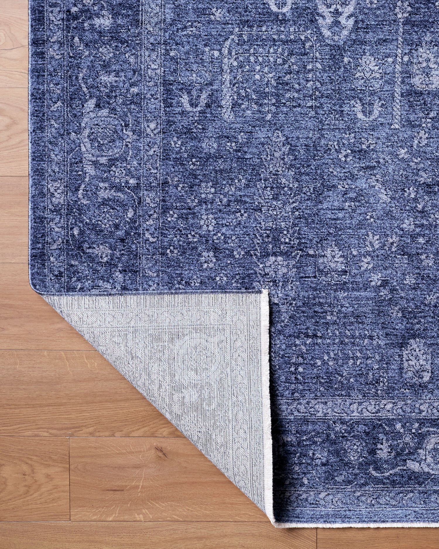 Cyrus CYR2304 Rug - Love-Rugs