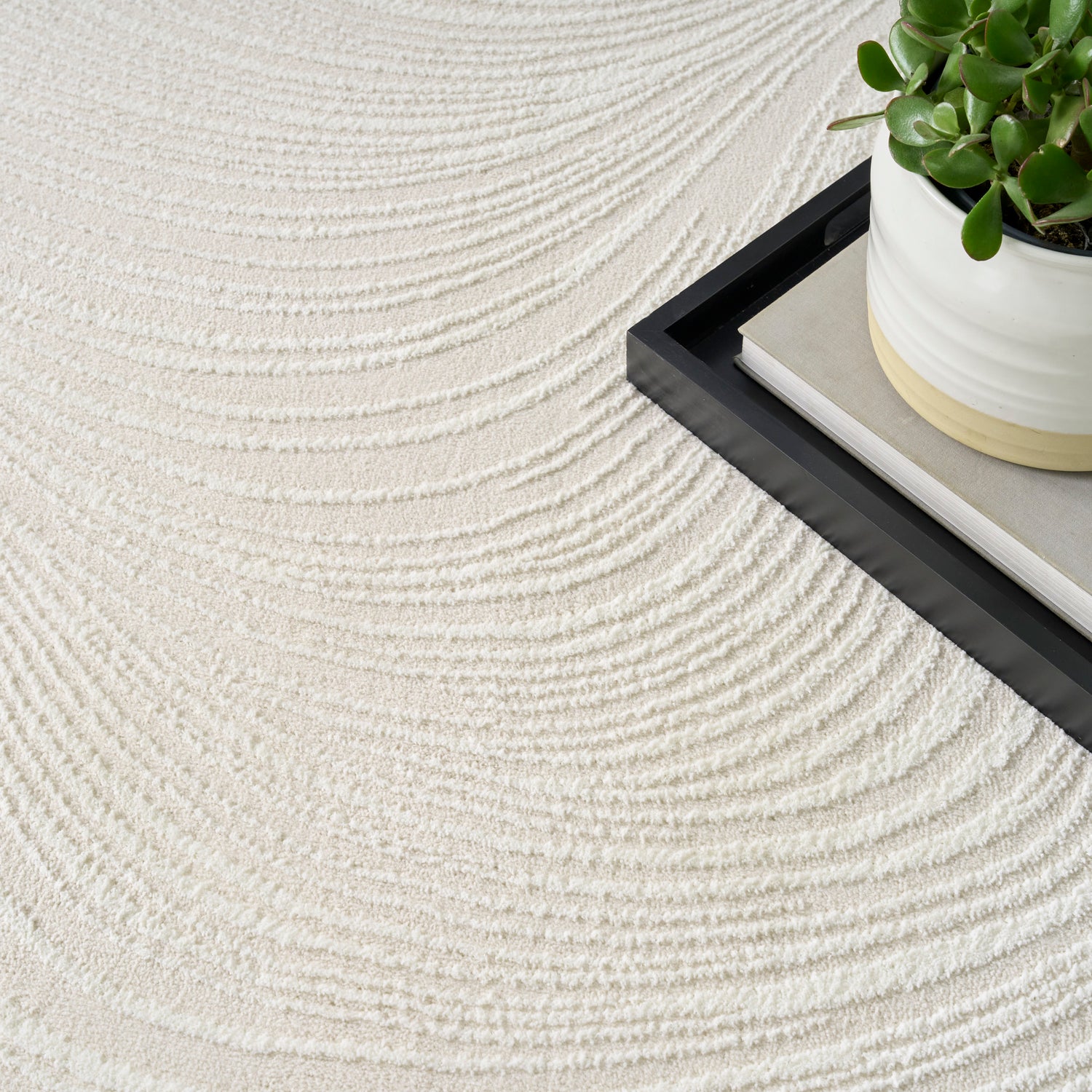 DKNY Central Park West CEP02 Ivory Rug - Love-Rugs