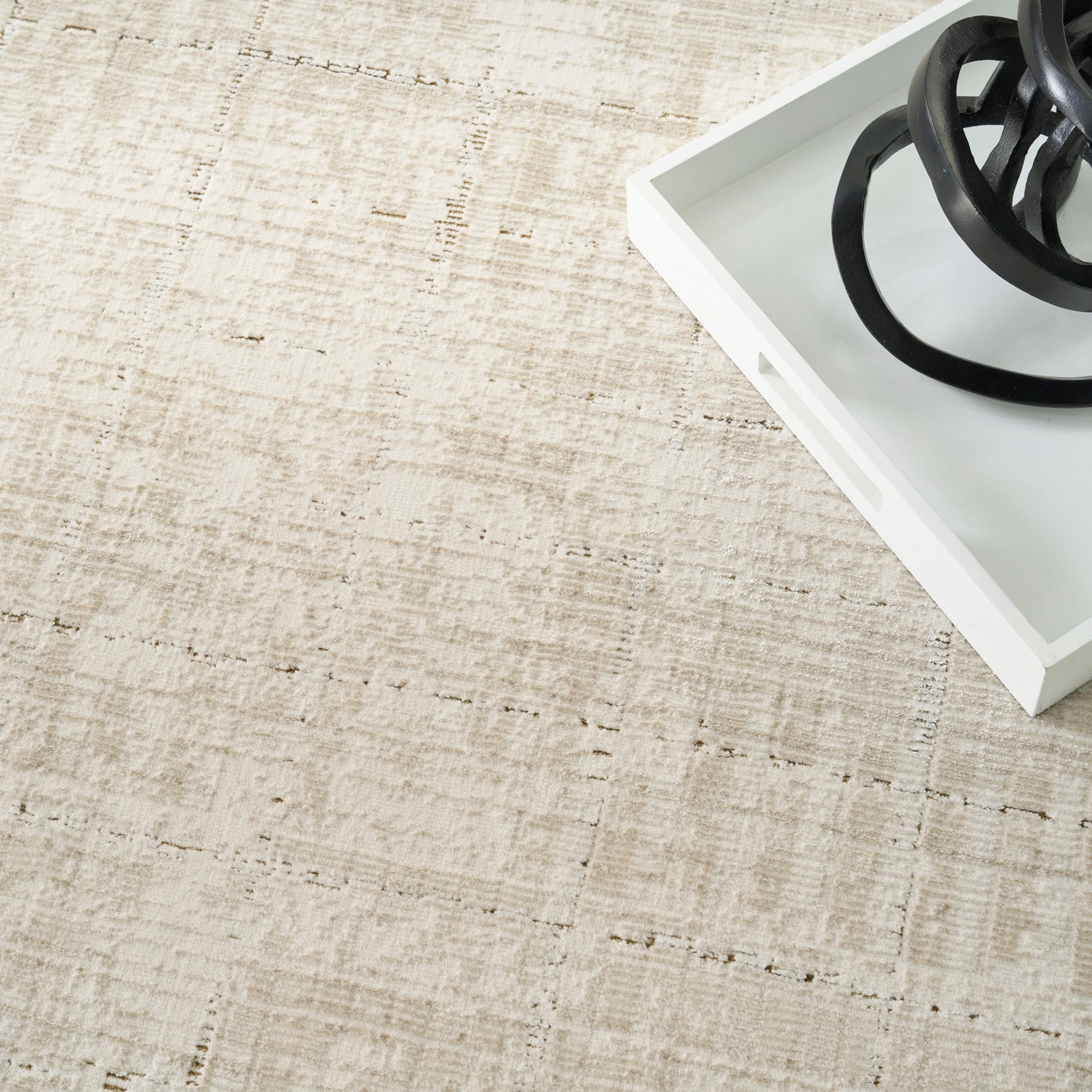 DKNY Grand Street GRN02 IVBGE Rug - Love-Rugs