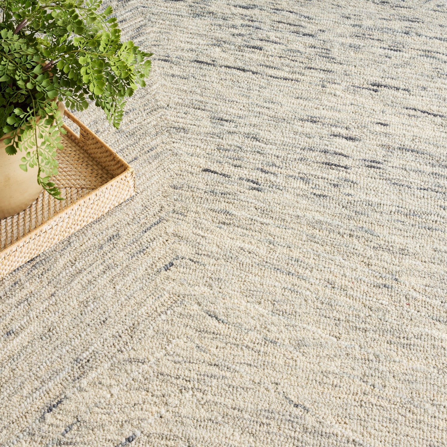 DKNY Pure Angles ANG01 Grey Rug - Love-Rugs