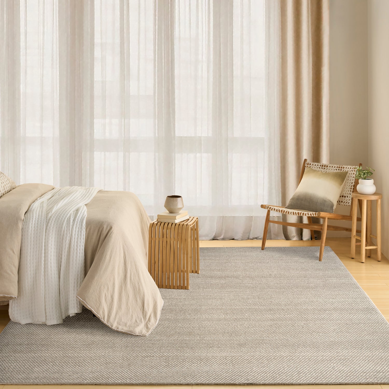 DKNY DKP12 Pure Rows ROW01 Ivory Grey Rug