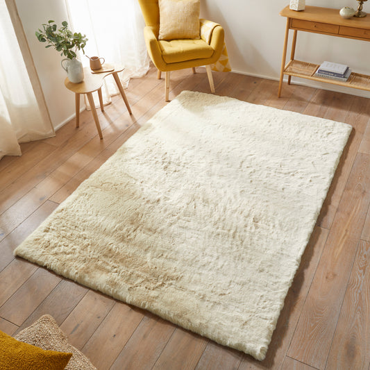 Heavenly HEA101 Shell Rug