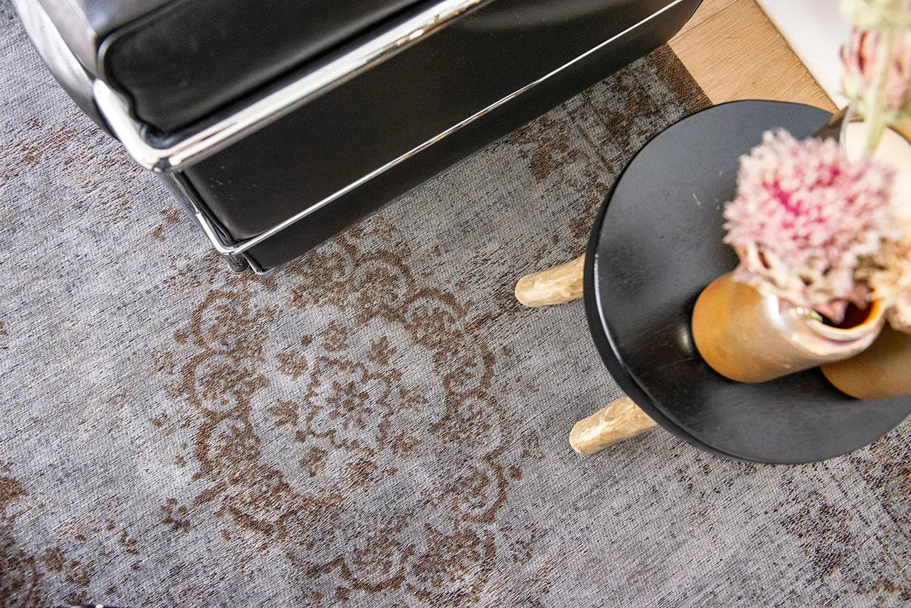 Louis De Poortere Fading World Medallion 8257 Grey Ebony Rug - Love-Rugs