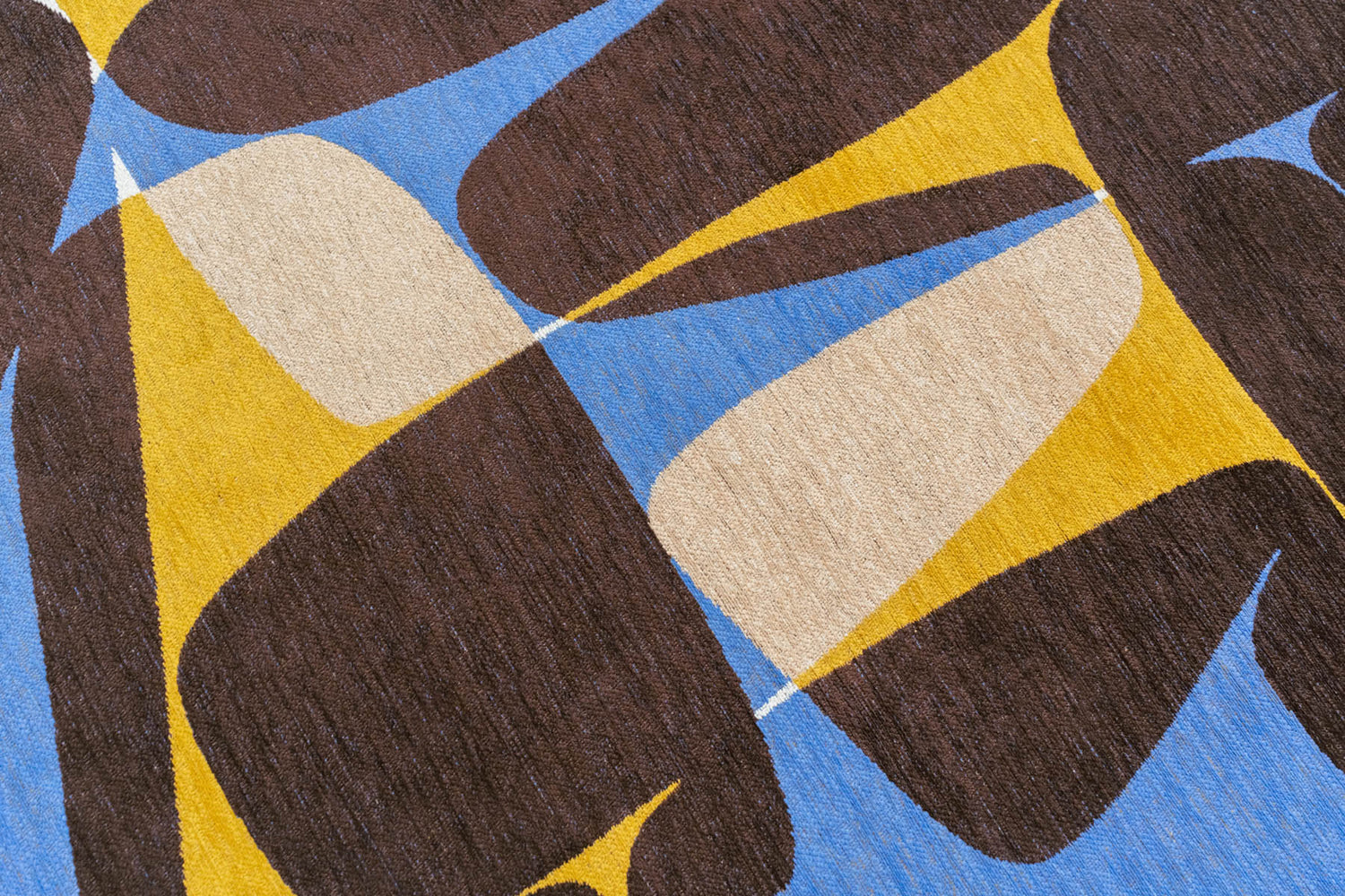 Louis De Poortere Gallery Stones 2085 Sunny Blue Rug - Love-Rugs