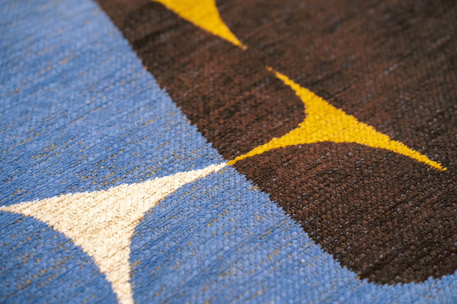 Louis De Poortere Gallery Stones 2085 Sunny Blue Rug - Love-Rugs