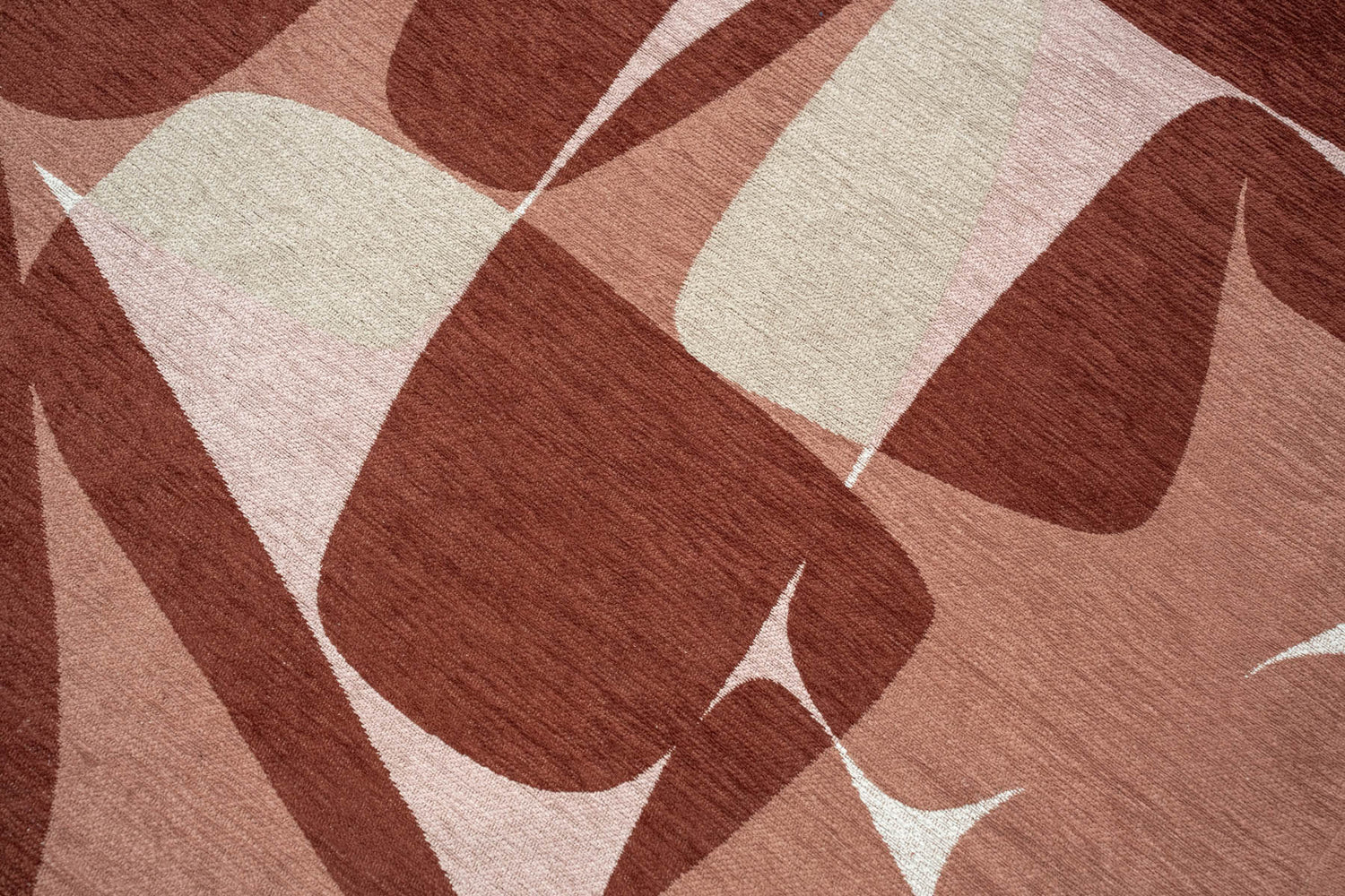 Louis De Poortere Gallery Stones 2088 Cherry Mocha Rug - Love-Rugs