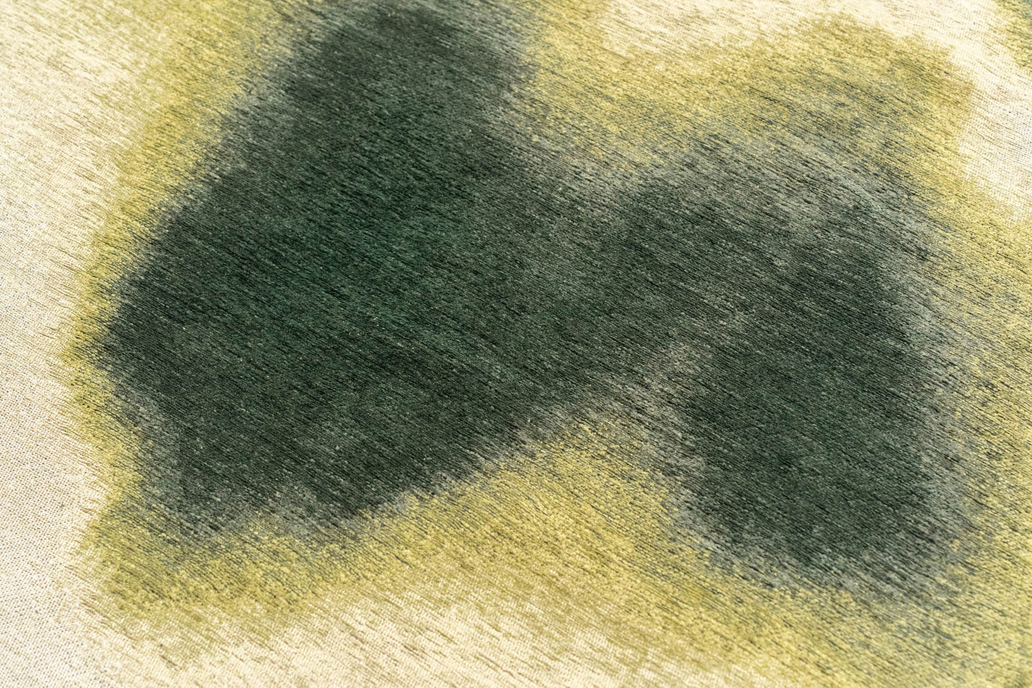 Louis De Poortere Meditation Aquarelle 2092 Leaf Peanut Rug - Love-Rugs