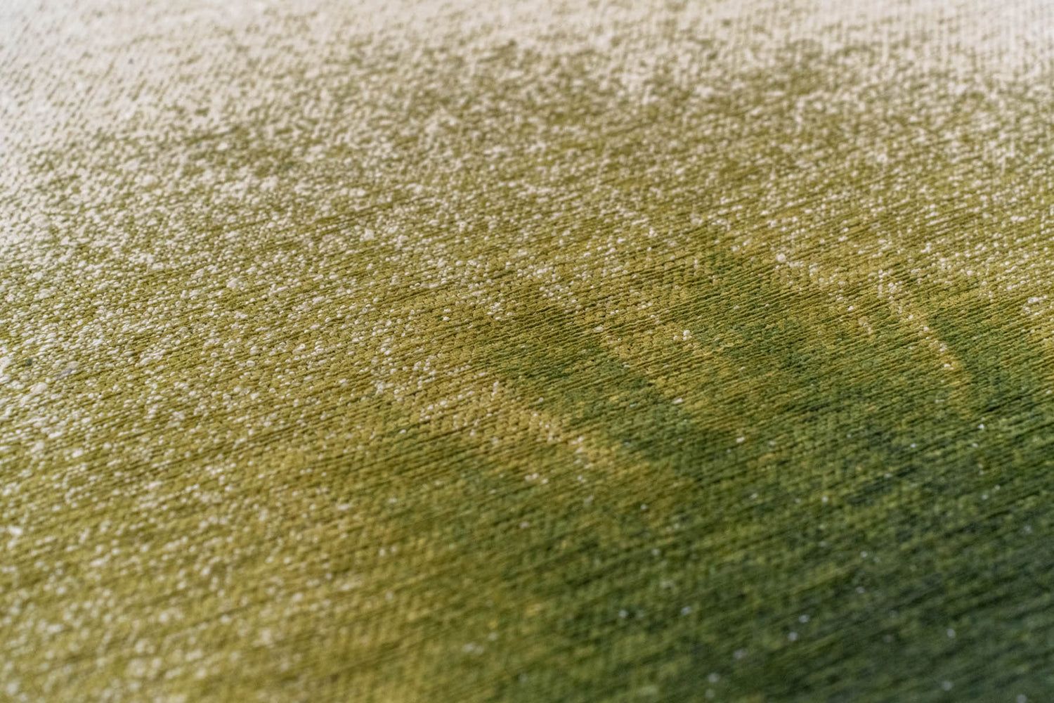 Louis De Poortere Meditation Drop 2105 Green Pepper Rug - Love-Rugs