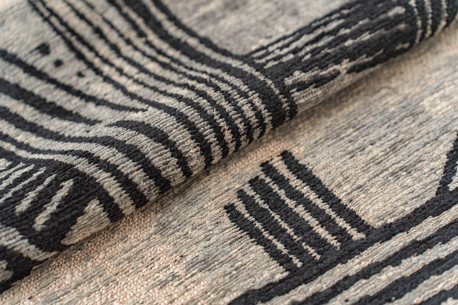 Louis De Poortere Meditation Kanji 2066 Dark Street Rug - Love-Rugs