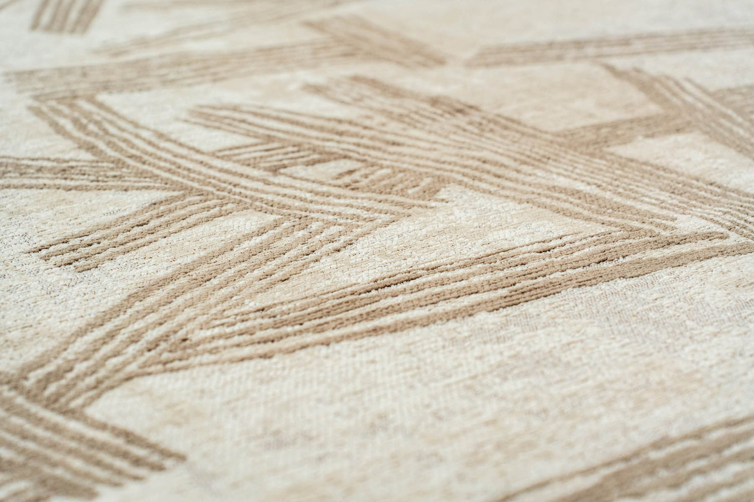 Louis De Poortere Meditation Kanji 2068 Dune Rug - Love-Rugs