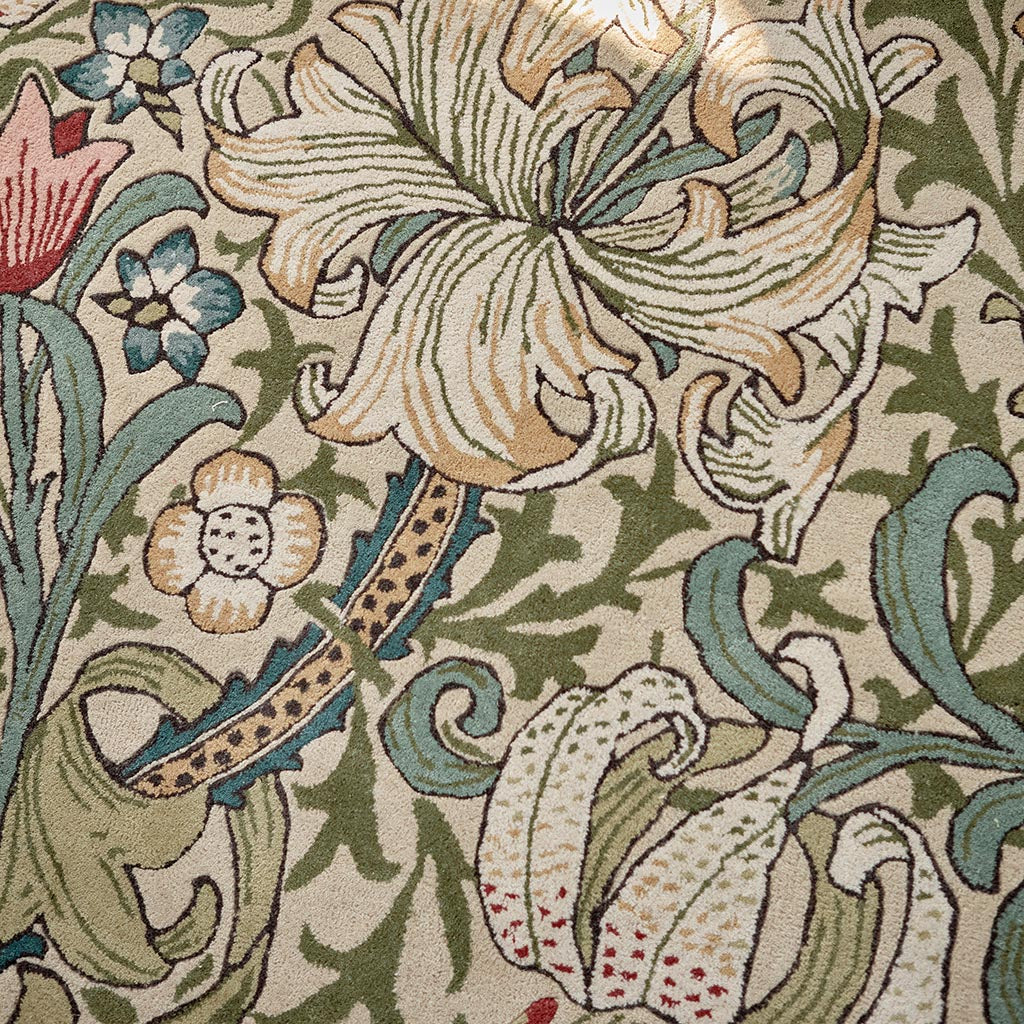 Morris & Co Golden Lily Green Red 130107 Rug - Love-Rugs