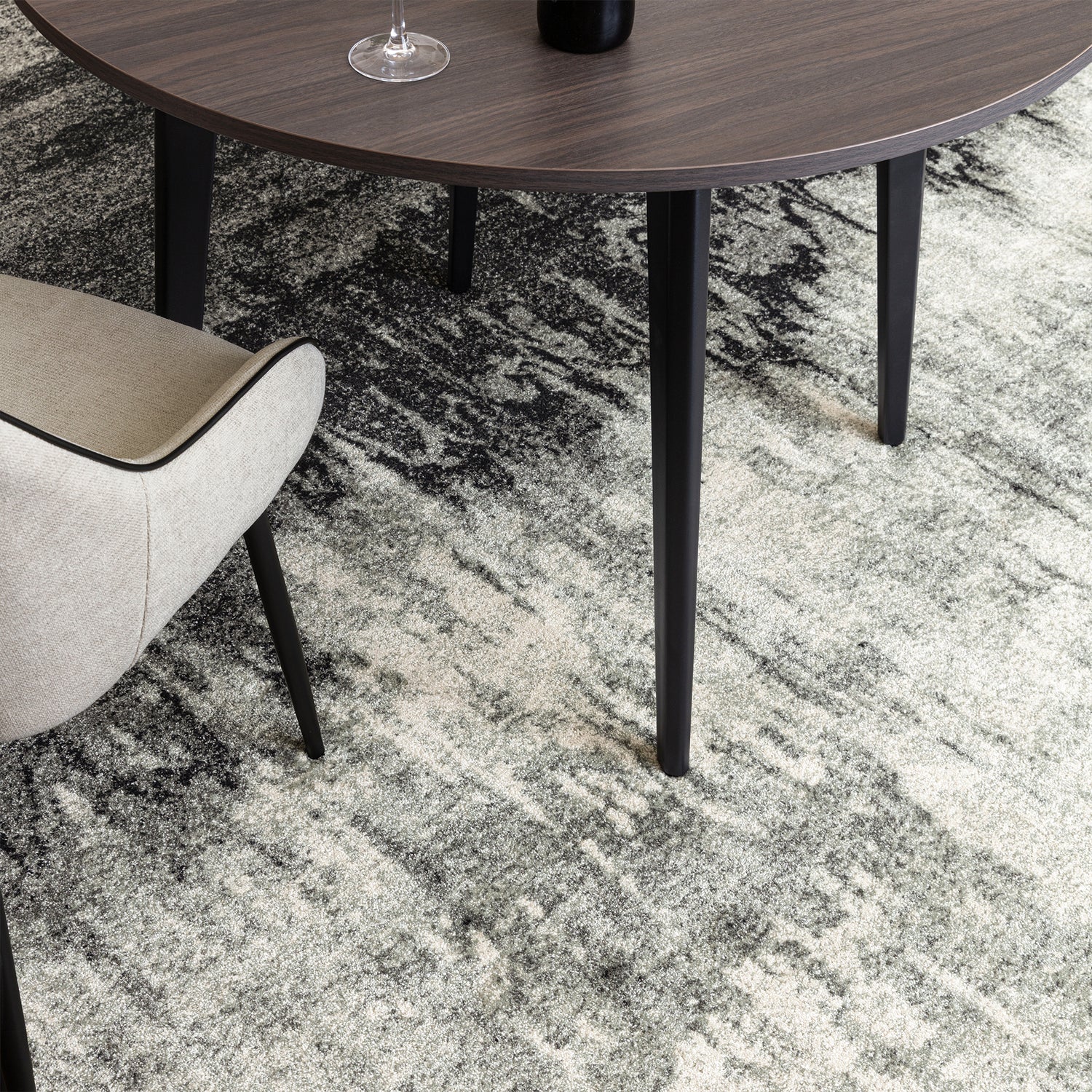 Nova NV03 Distress Grey Rug