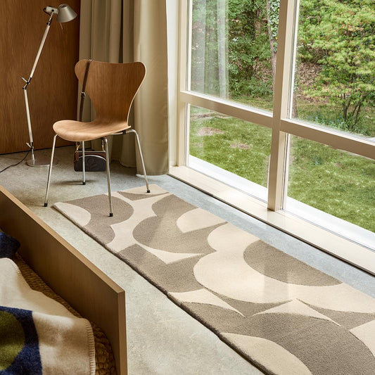 Orla Kiely Prism Flower Mushroom/Ecru 158009 Runner Rug - Love-Rugs alternate image