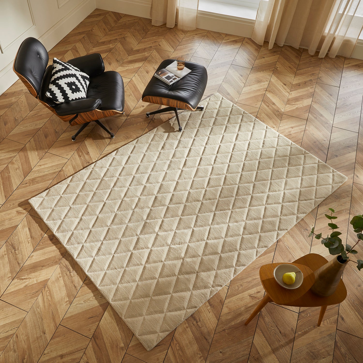 Priory PRI103 Beige Rug