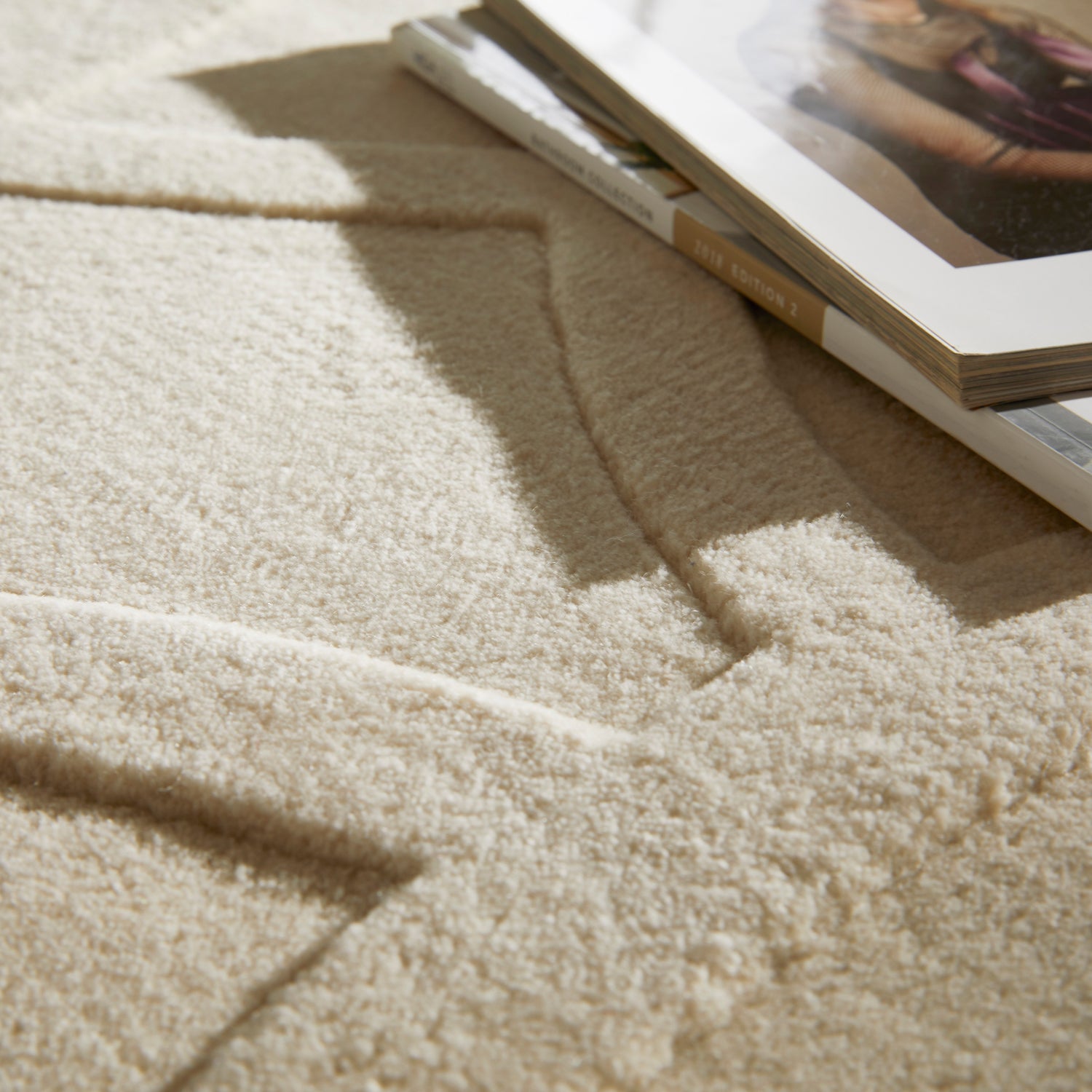Priory PRI101 Ivory Rug - Love-Rugs