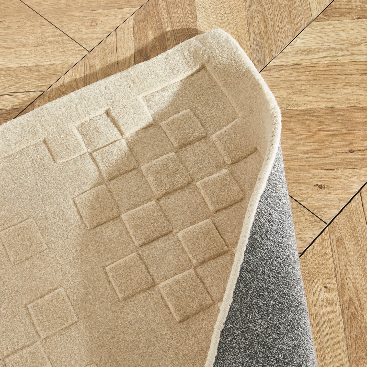 Priory PRI102 Ivory Rug - Love-Rugs