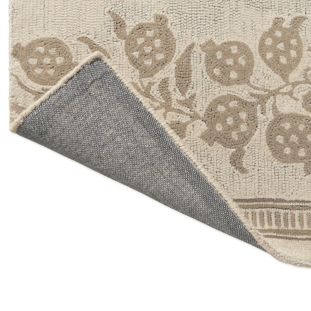 Sanderson Anaar Flax 148001 Rug - Love-Rugs