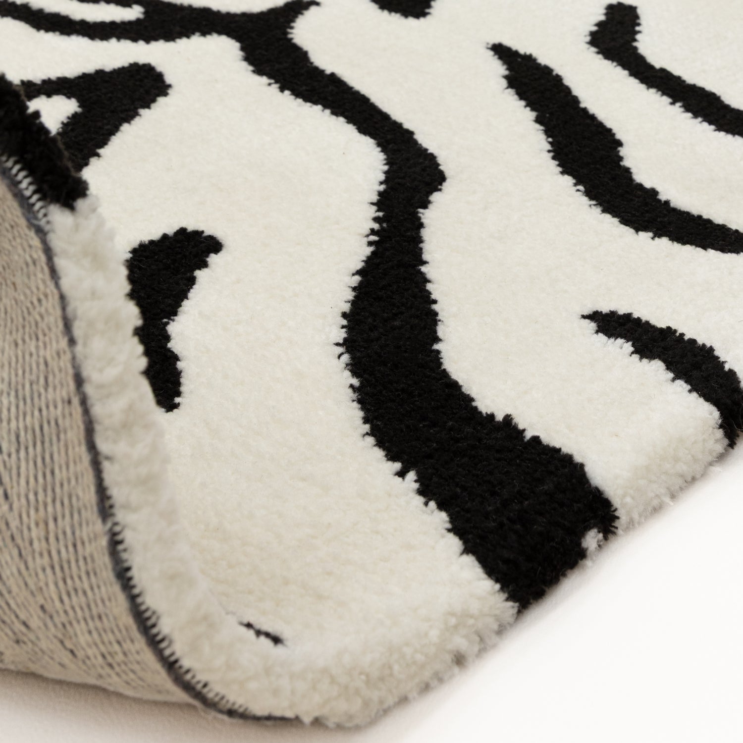 Wilder Tiger Mono Rug - Love-Rugs