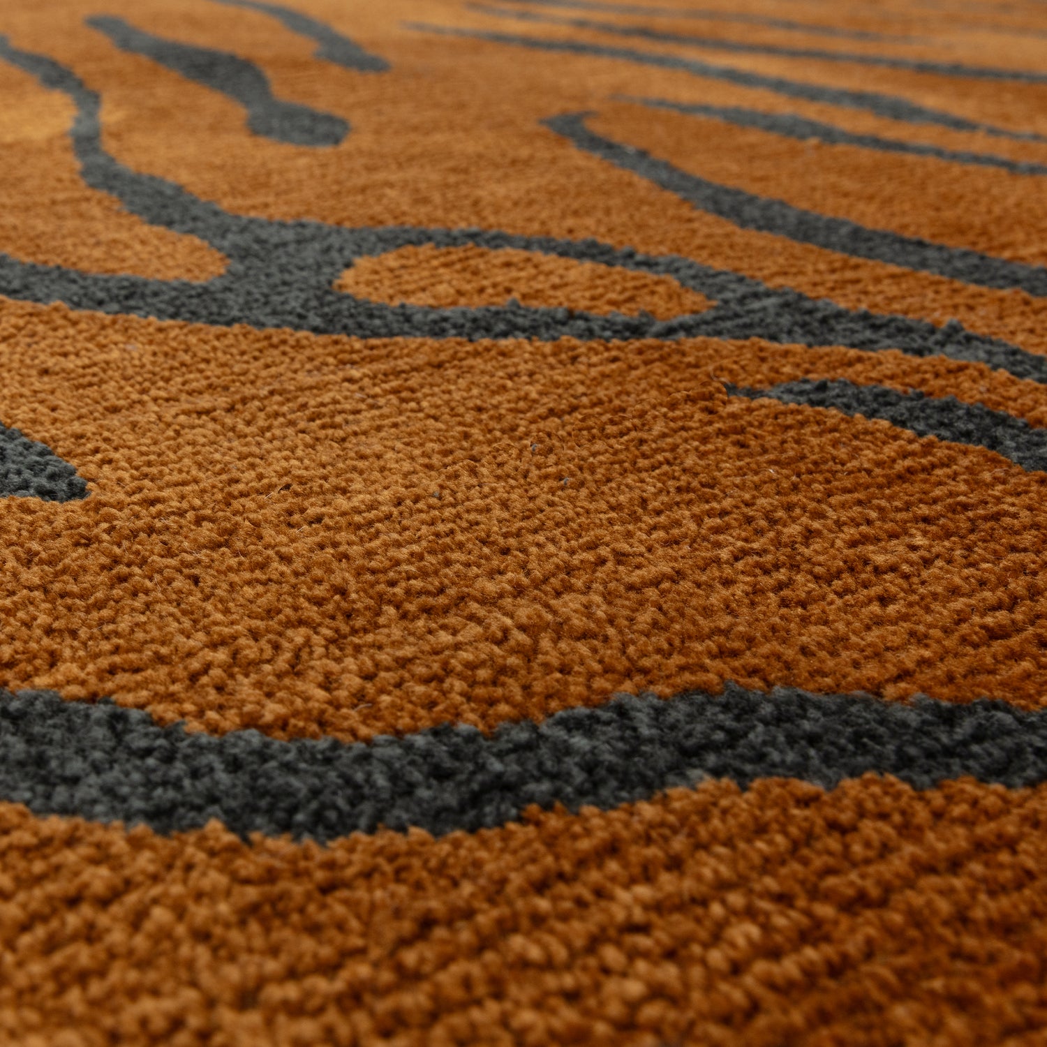 Wilder Tiger Spice Rug - Love-Rugs
