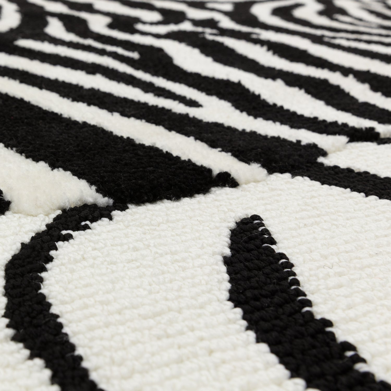 Wilder Zebra Mono Rug - Love-Rugs