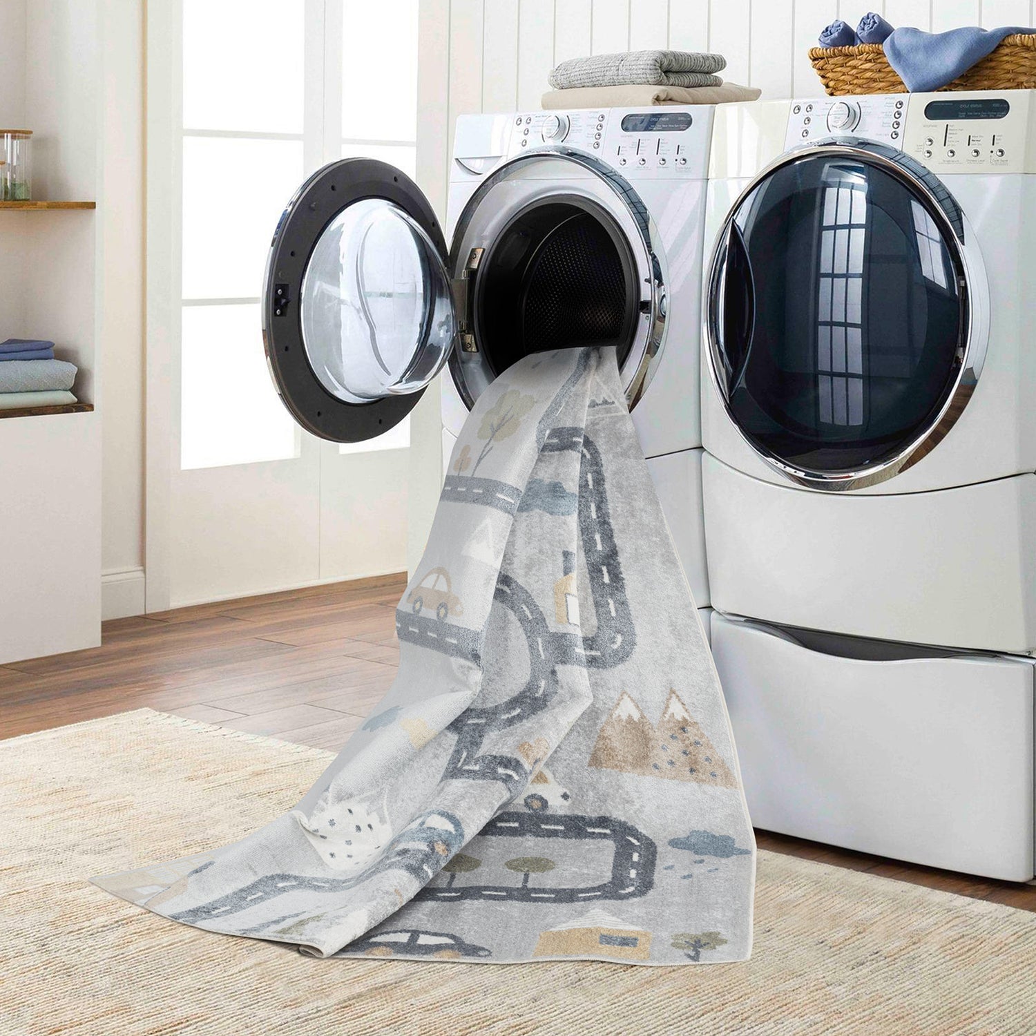 Lillian Machine Washable LLL2349 Round Rug