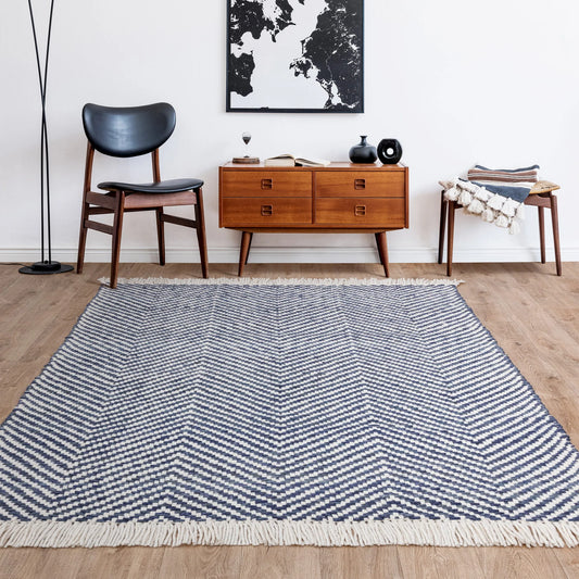 Vigo Navy Rug alternate image