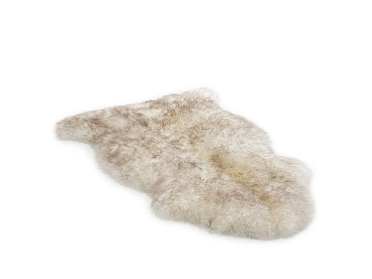 Bowron Longwool Wolf Tip Sheepskin Rug