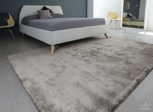 Katherine Carnaby Chrome Smoke Rug - Love-Rugs alternate image