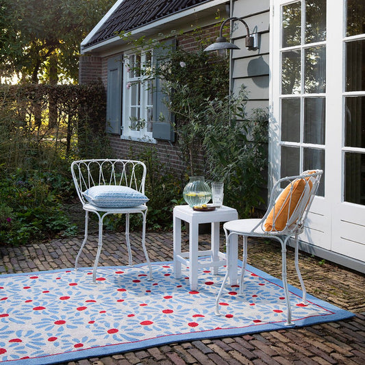 Laura Ashley Thorncliff Daisy Sky Blue Outdoor Rug - Love-Rugs alternate image