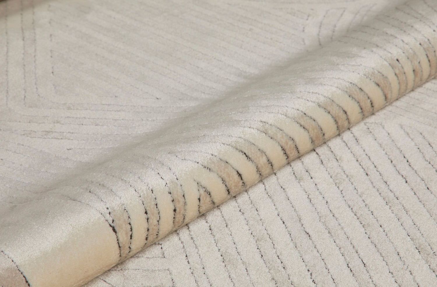 Lugano LUG05 LTGRYIV Rug - Love-Rugs