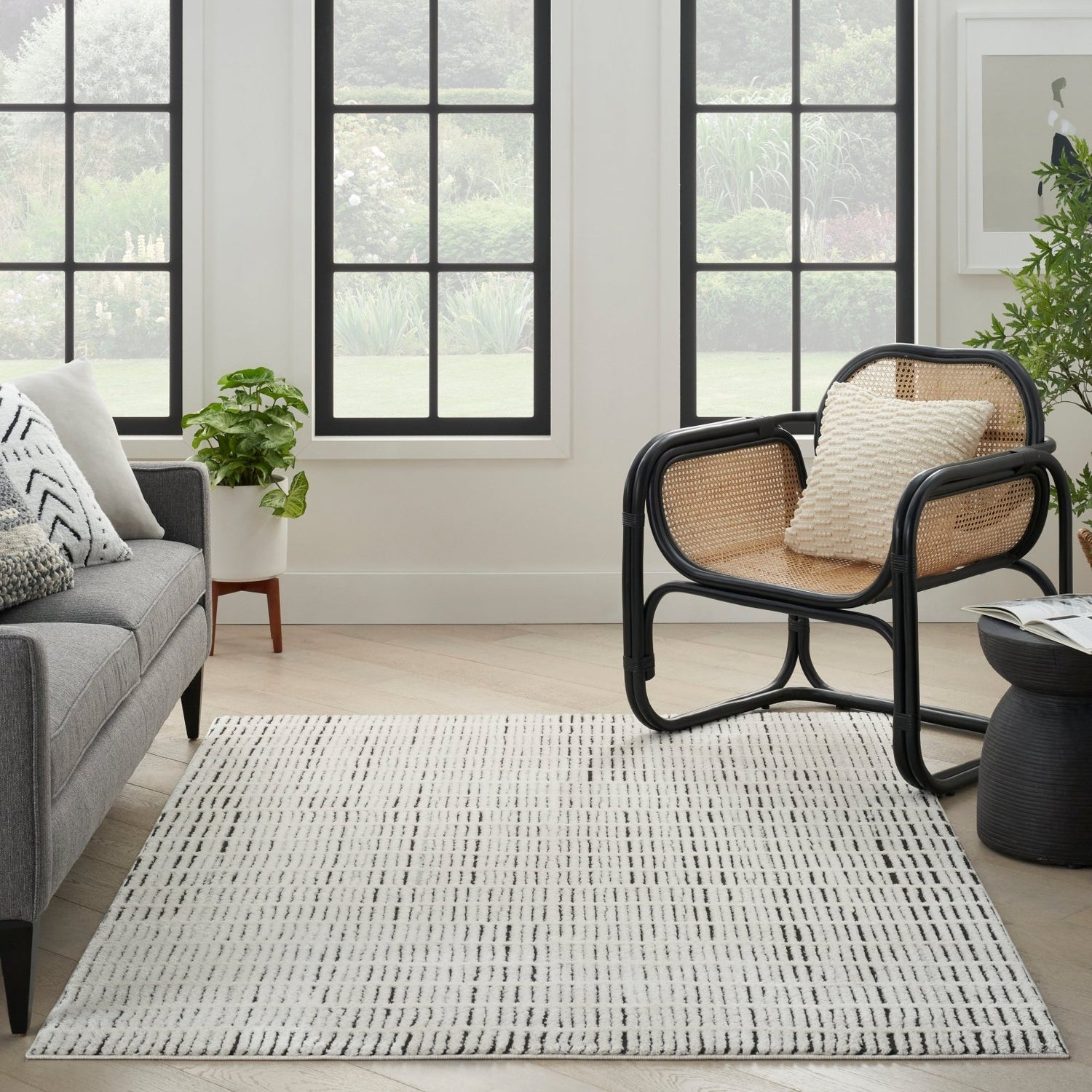 Ivory Black Pattern Rug Modern Comfort MNC03 Ivory Black Rug – Love-Rugs