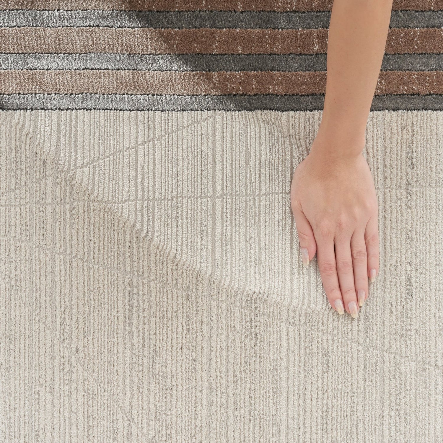 Nourison Desire DSR01 Ivory Silver Rug - Love-Rugs