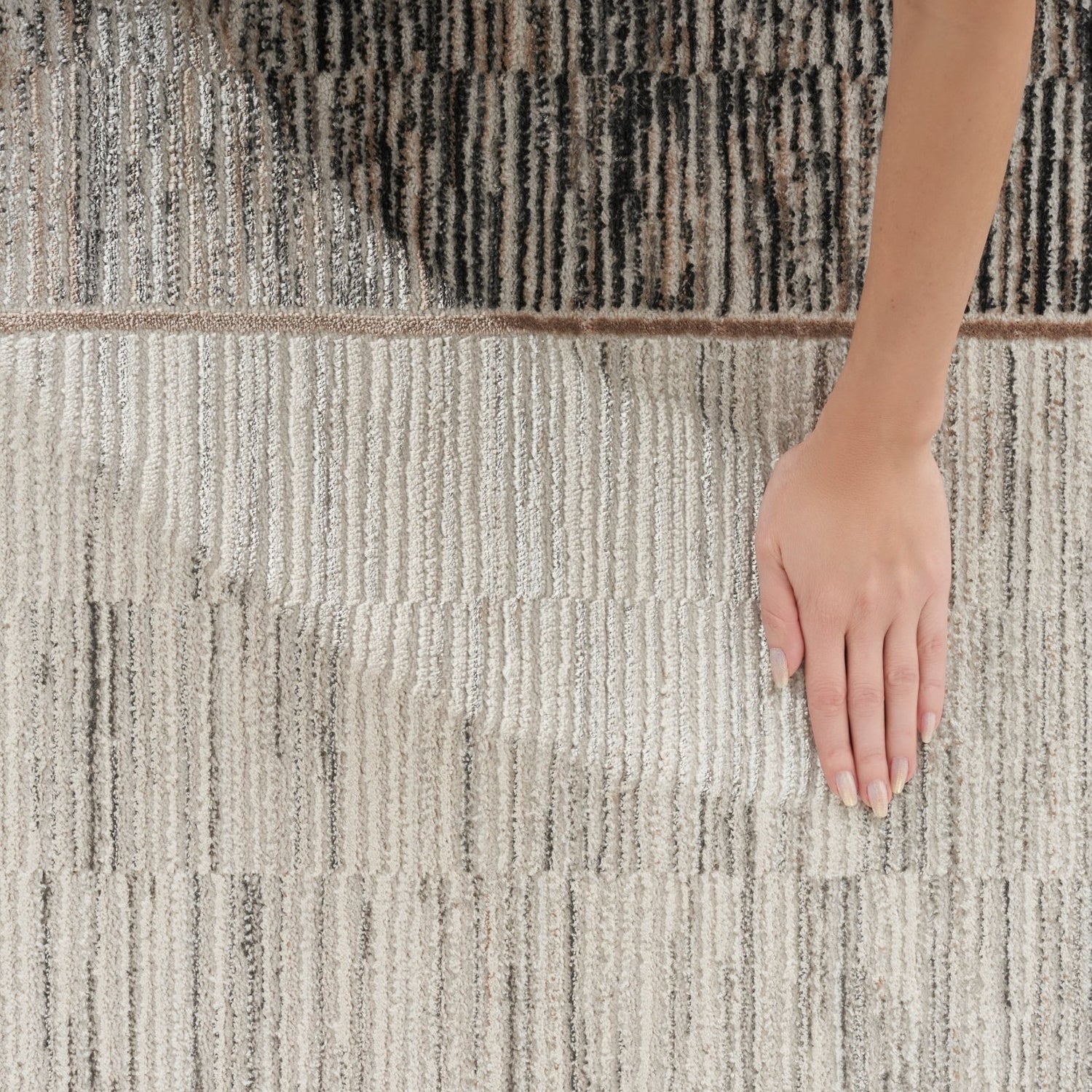 Nourison Desire DSR02 Grey Black Rug - Love-Rugs