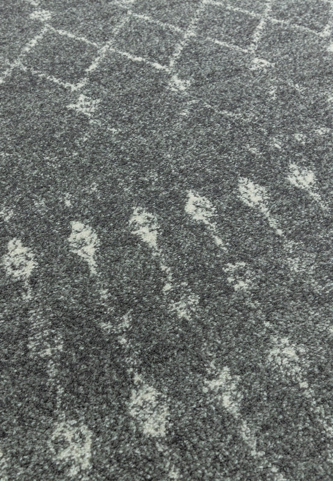 Nova NV34 Nomadic Dark Grey Rug - Love-Rugs