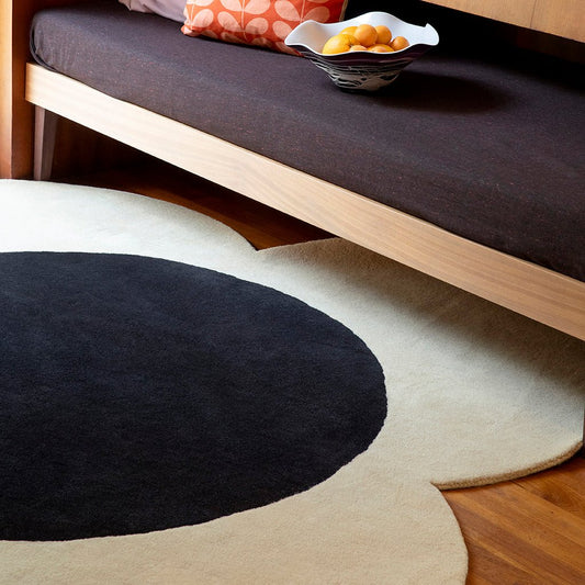 Orla Kiely Flower Spot Ecru 158409 Round Rug - Love-Rugs alternate image