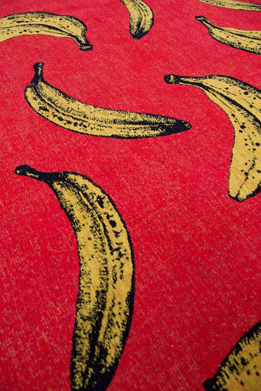 Pop Banana Miami Red 9392 Rug - Love-Rugs