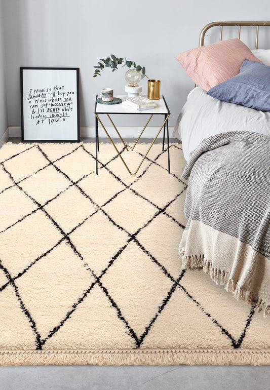 Rocco RC08 Cream Diamond Rug - Love-Rugs alternate image
