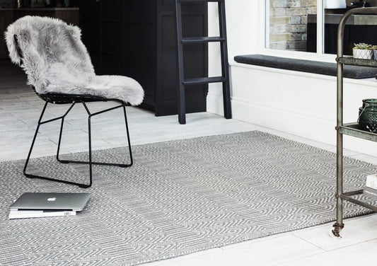 Sloan Silver Rug - Love-Rugs alternate image