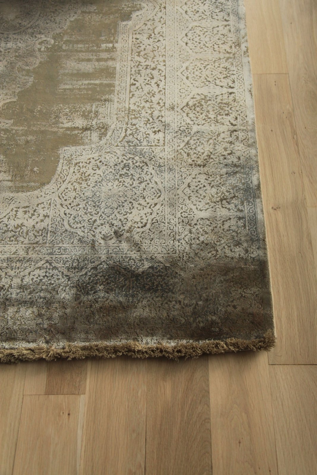 Real Mink Rug Toros Overdyed Mink Medallion Rug – Love-Rugs