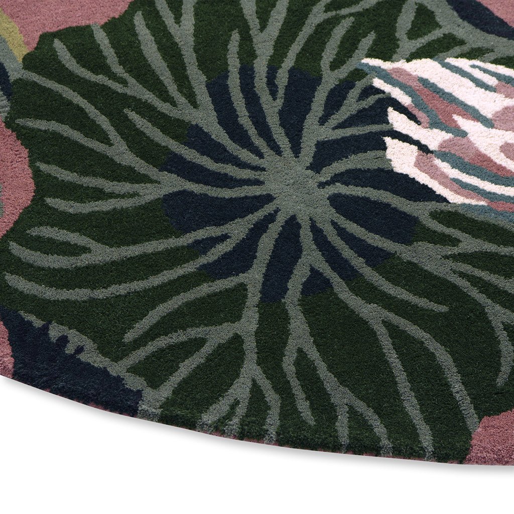 Wedgwood Dusty Rose 038602 Round Rug - Love-Rugs